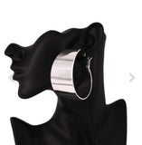 Trendy metal hoop earring